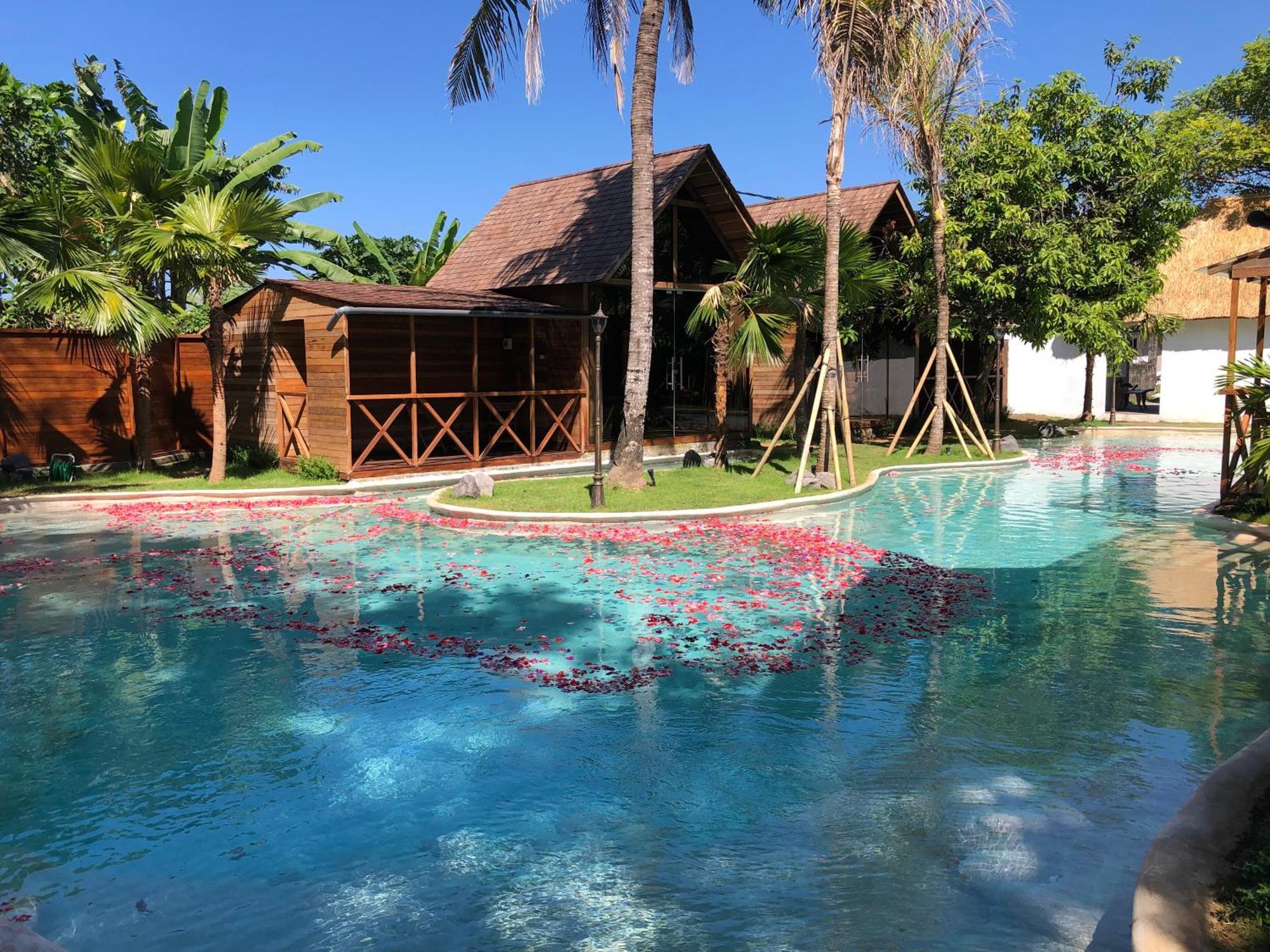 Bali Lagoon Bungalows, Nusa Dua Benoa Екстер'єр фото